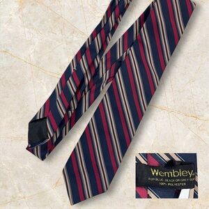 Wembley VTG 54” Stiped Tie